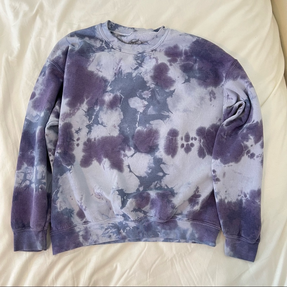 Urban outfitters tie dye crew neck - size medium
